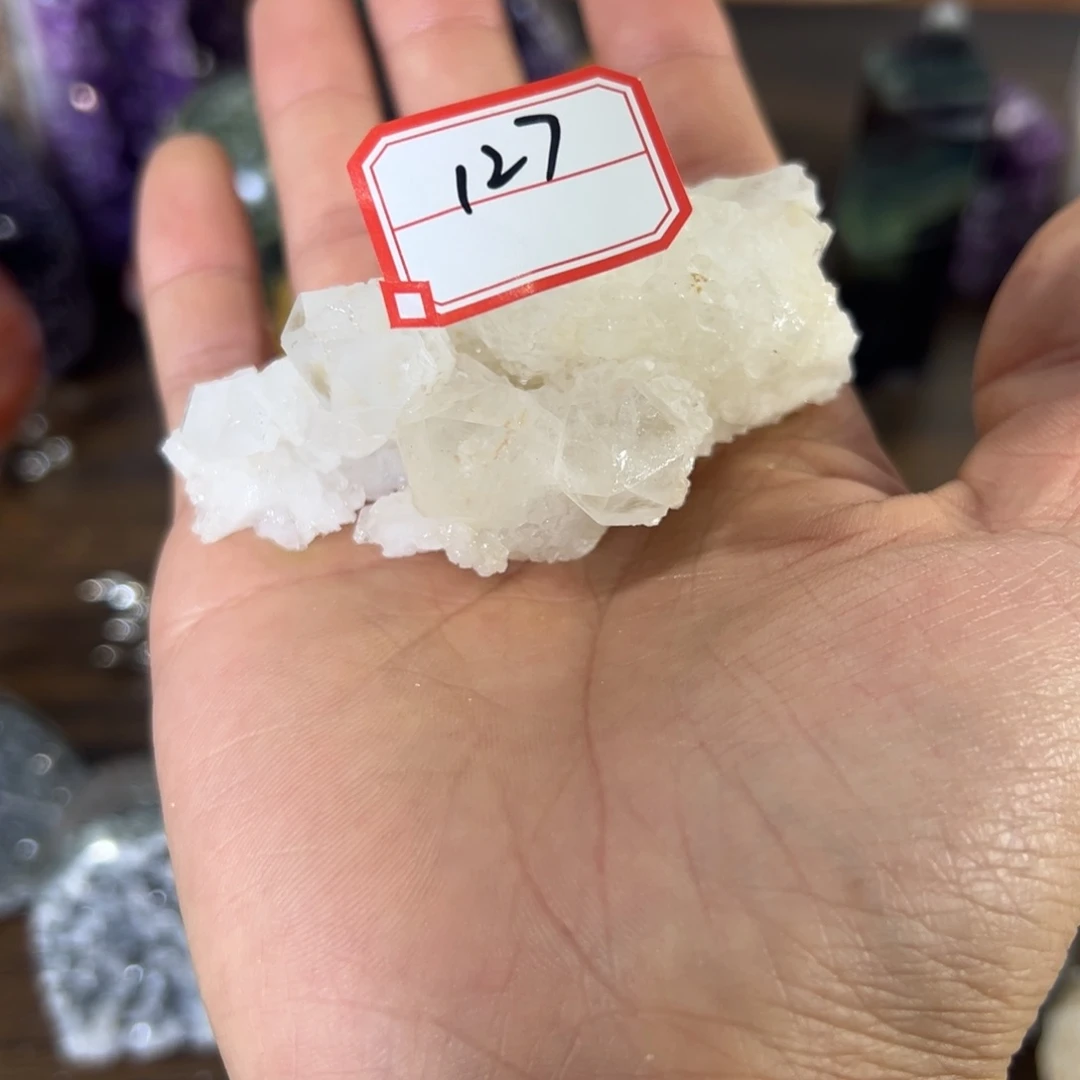 水晶天然水晶，默认微瑕未镶嵌小***猫