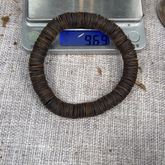 沉香手串0**1卡12片片珠沉水