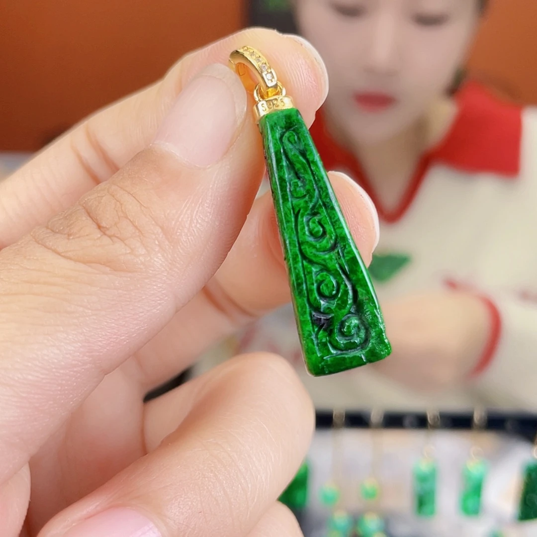 翡翠未镶嵌耳饰饰品