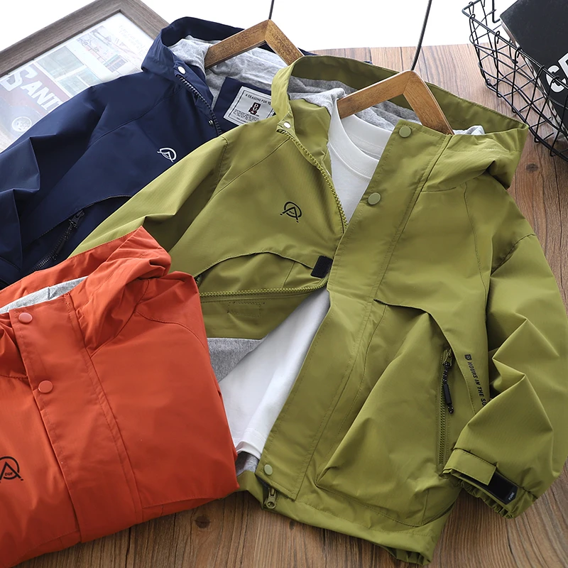 男童冲锋衣2025春季新款外套儿童连帽薄款拉链衫运动上衣中大童潮