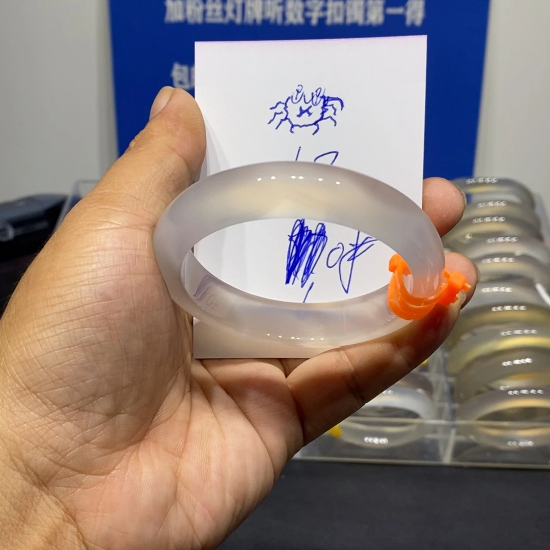 ****玛瑙/玉髓未镶嵌手镯