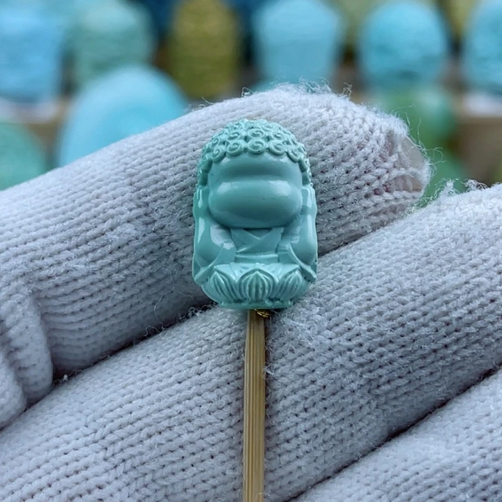 绿松石未镶嵌珠宝奇石