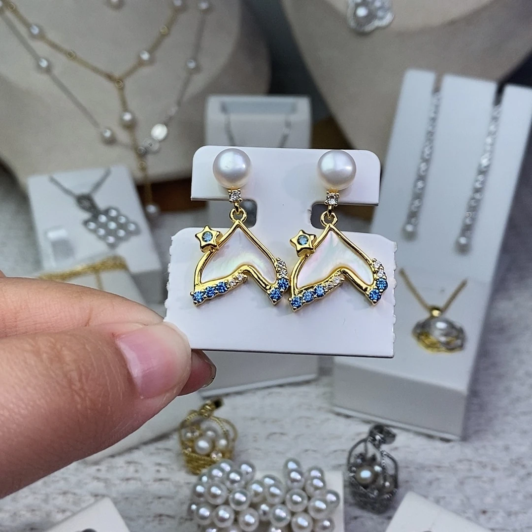 银S925镶嵌耳饰淡水珍珠