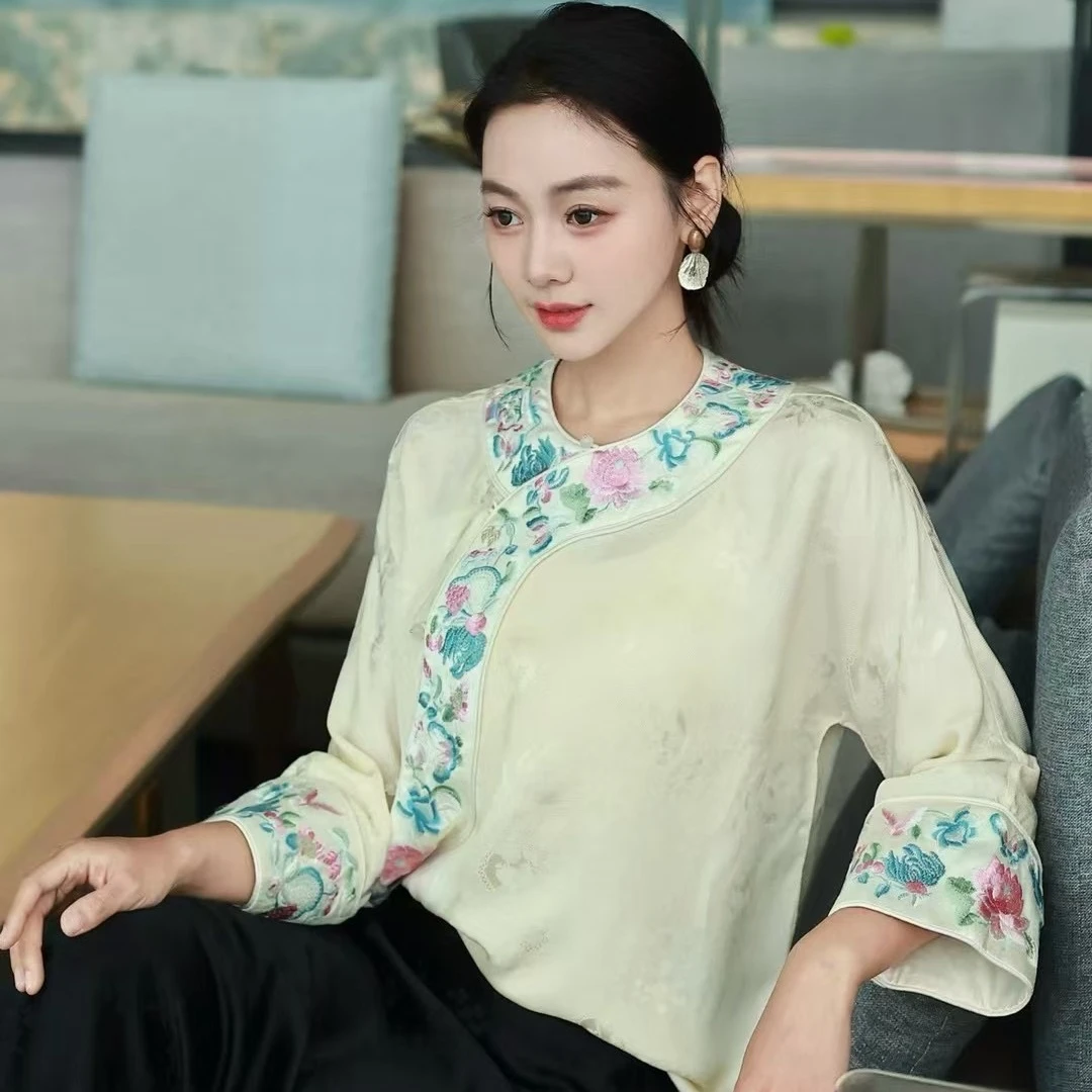 深圳高货重工刺绣桑蚕丝花萝夏季新中式上衣太太服女