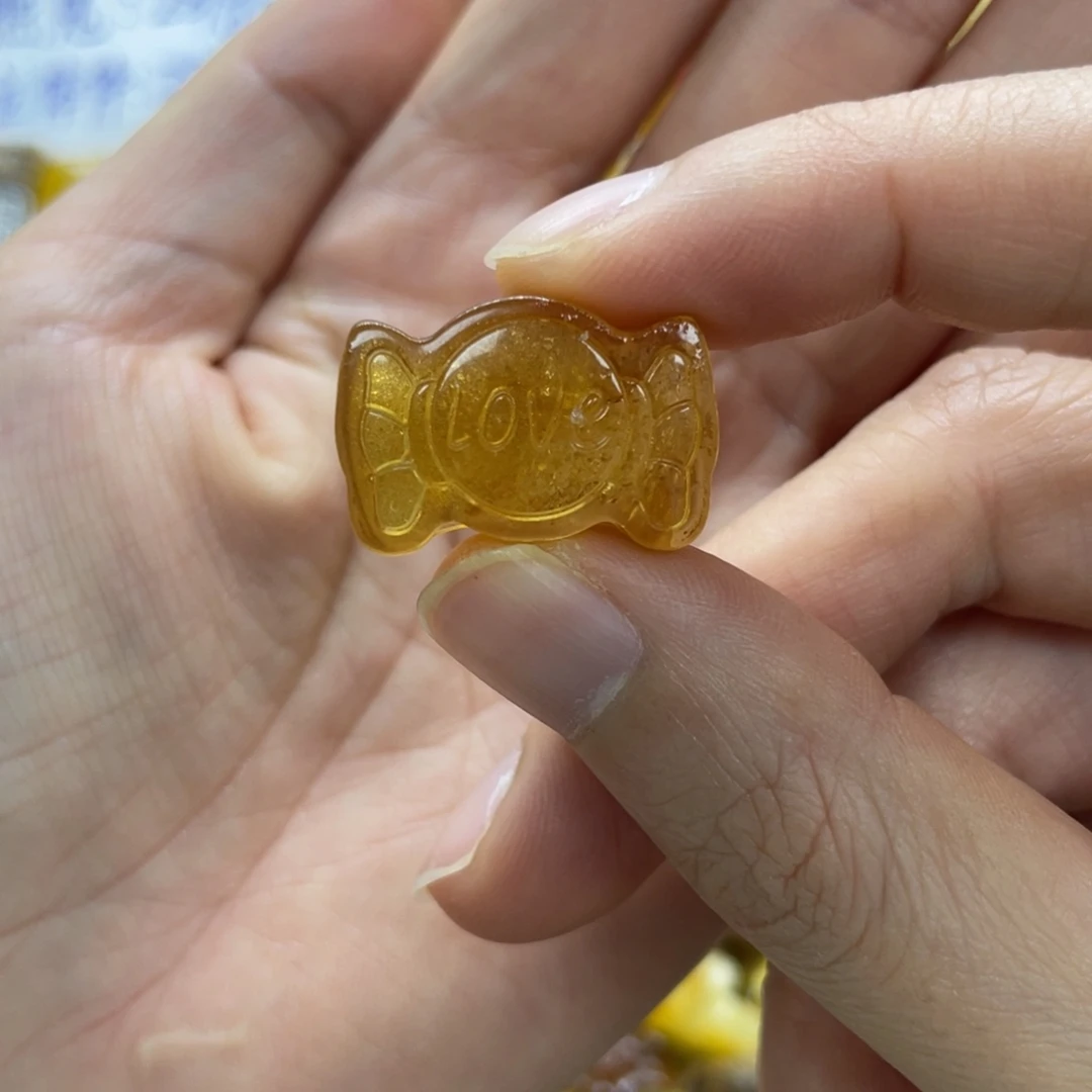 琥珀未镶嵌裸石天然琥珀