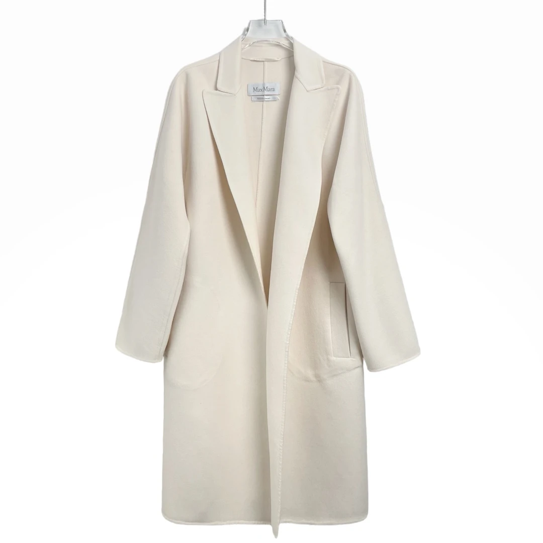 95新 MaxMara 001012 纯色束腰中长款休闲大衣白色 44码