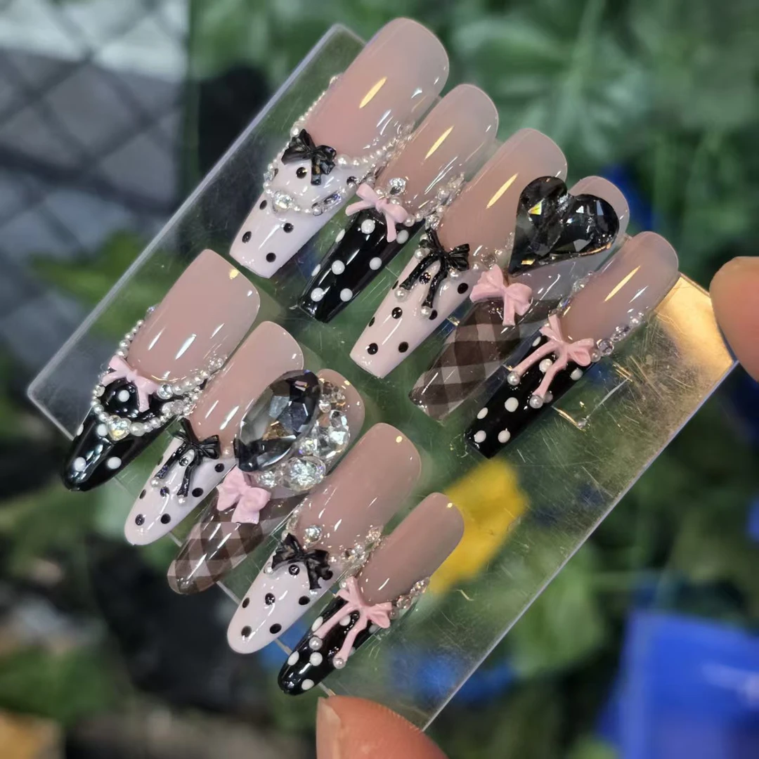 黑粉波点丶(魔都十奥捷+小钢珠+波点)珠宝级丶手工穿戴甲
