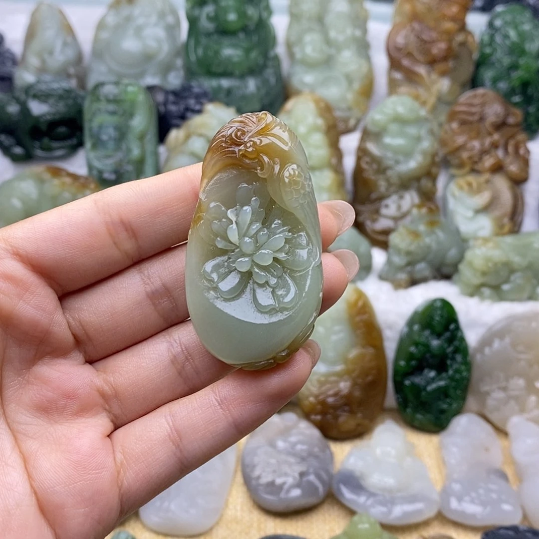 和田玉未镶嵌珠宝奇石