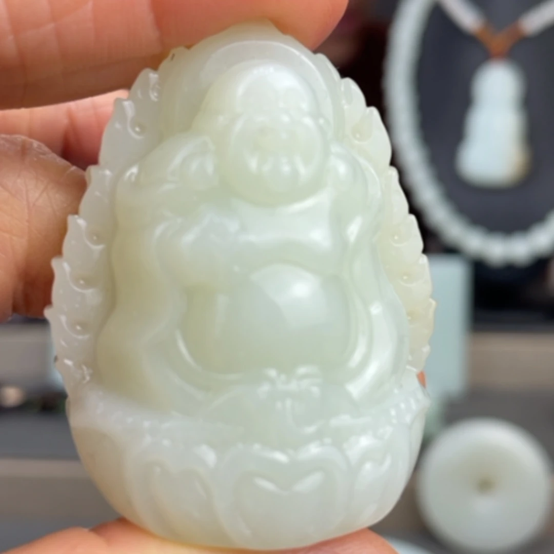【闪购商品】颈饰未镶嵌和田玉
