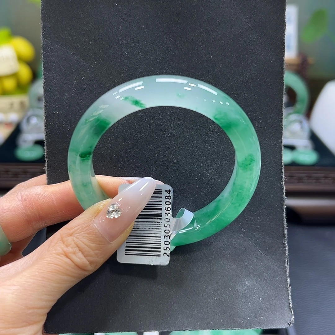 石英质玉（非洲翠）未镶嵌手镯52-53