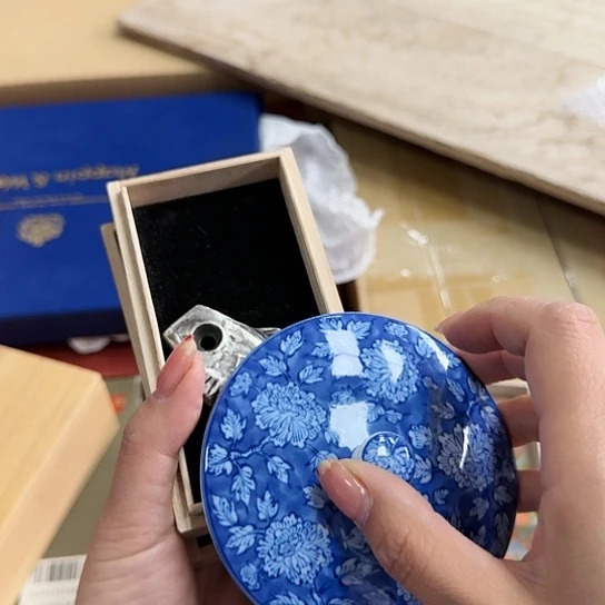 H****0瓷器。瓷器。瓷器。