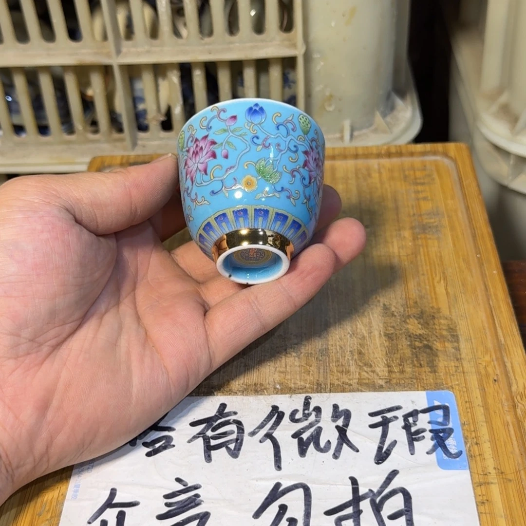微瑕疵介意勿拍陶瓷器皿E966
