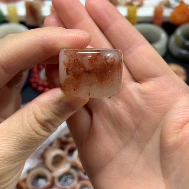 石英质玉未镶嵌戒指