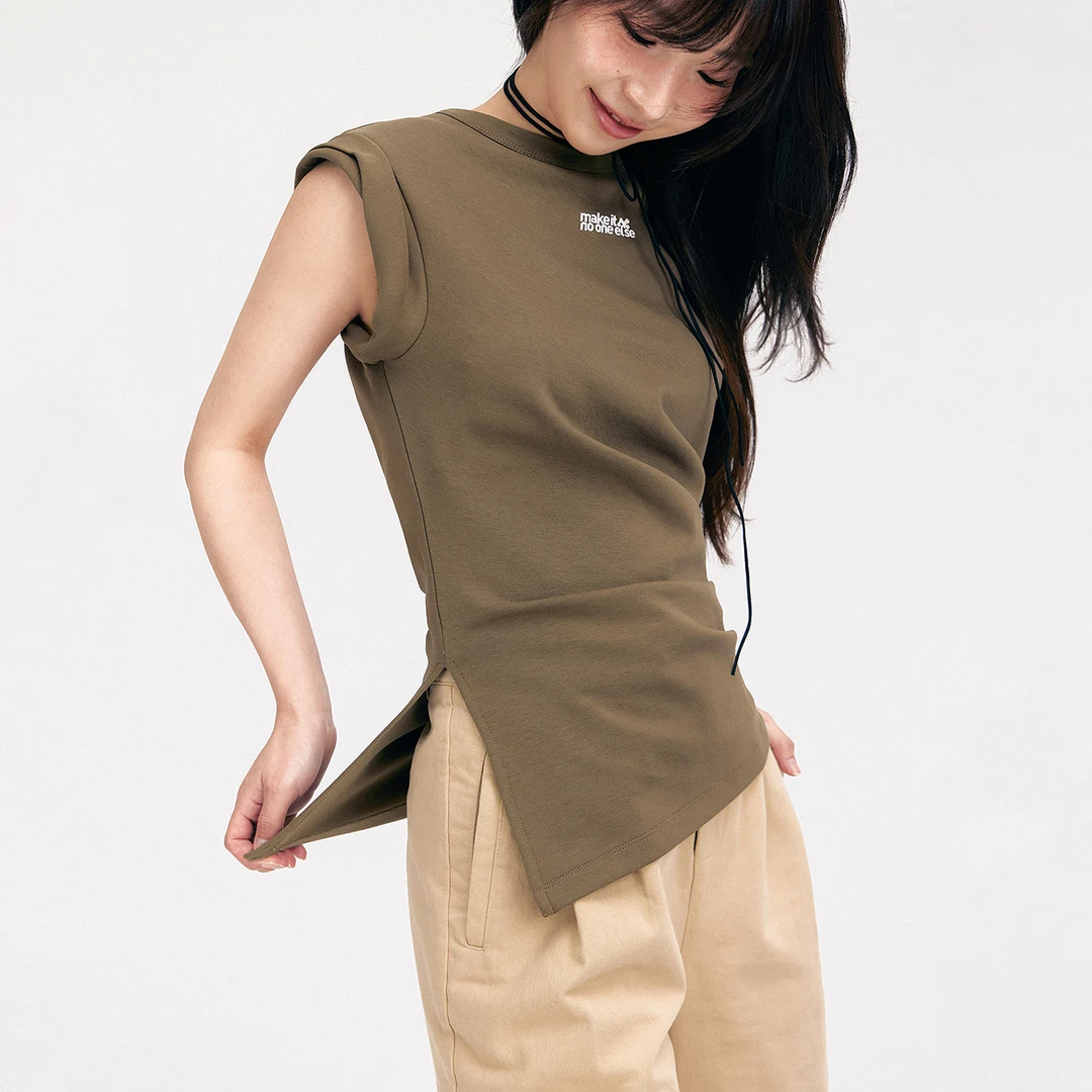 NO ONE ELSE美式复古女装夏季运动抽褶开衩无袖上衣字母印花背心