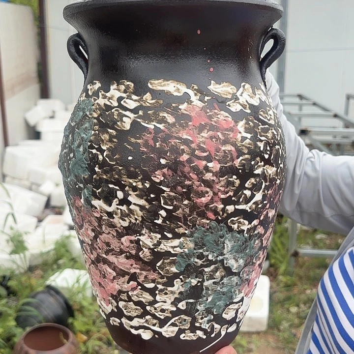 紫砂茶碗油画口径20高度32耳