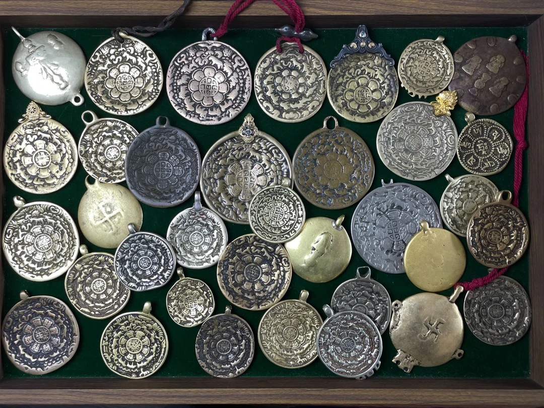 拍前联系，请先沟通，藏传十年，专业老九宫八卦牌鉴定，花小钱不吃药