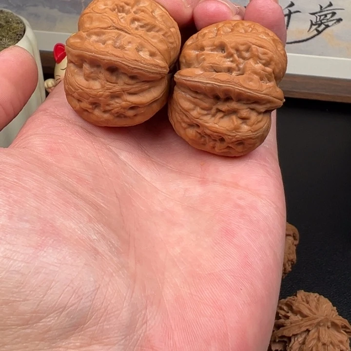 文玩核桃把件40平谷元宝