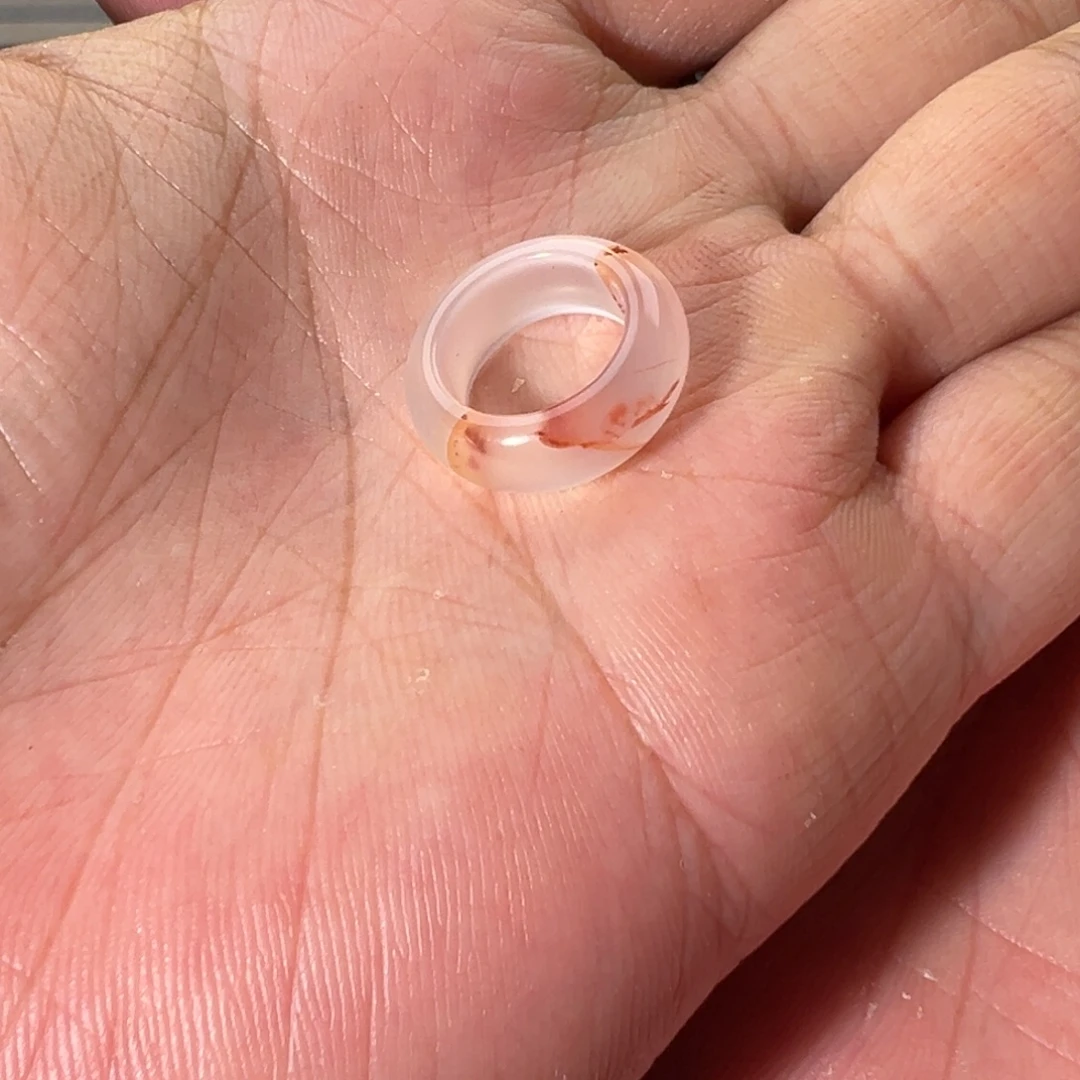 @***c南红玛瑙未镶嵌珠宝奇石冰飘跑环内12+mm