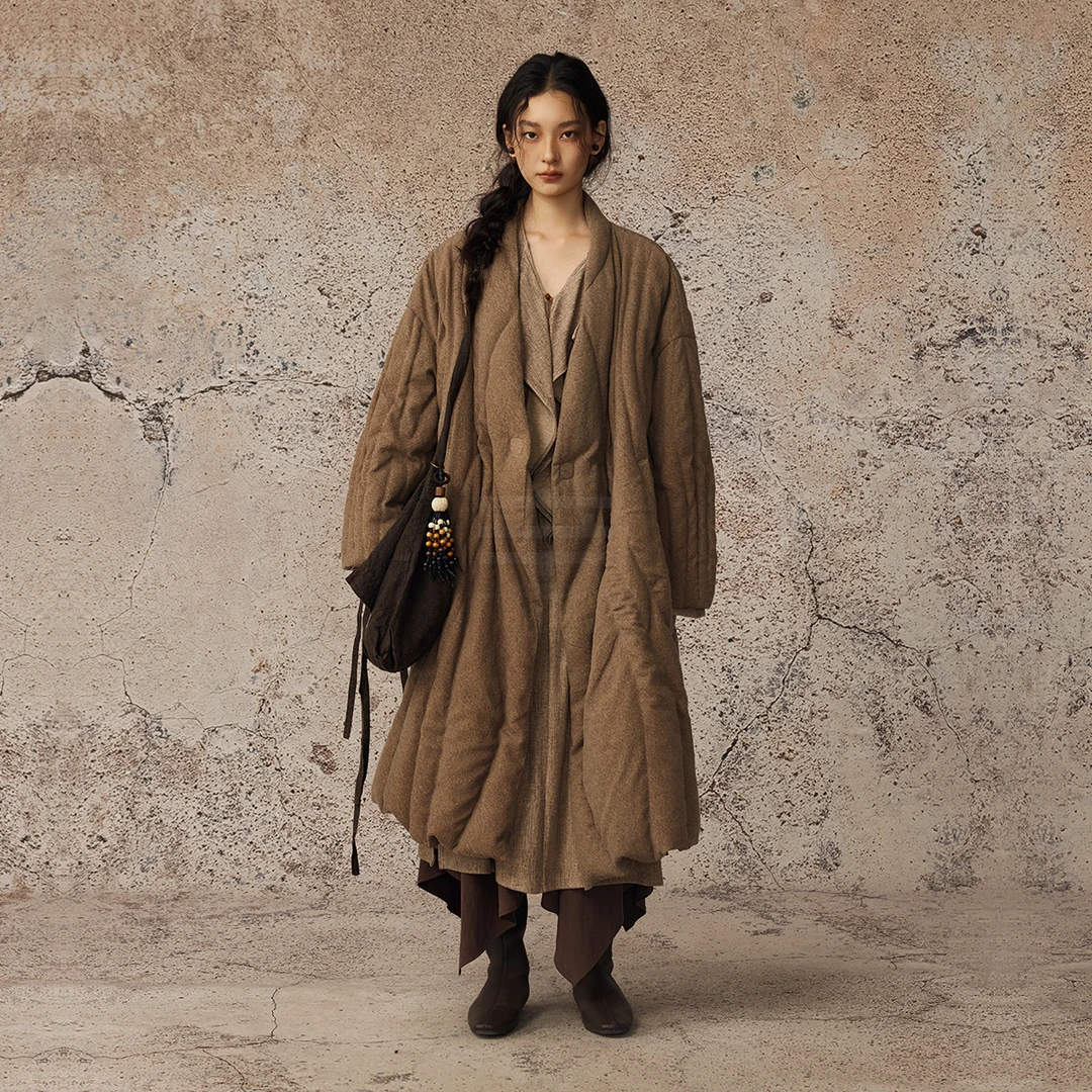 CatalpaLew「夭夭」墟生美学亚麻植物染松弛廓形90白鸭绒服#C53711