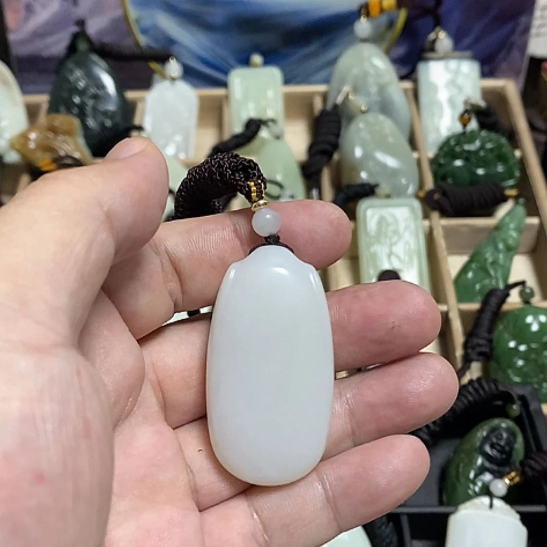 【闪购商品】和田玉未镶嵌颈饰不****睿