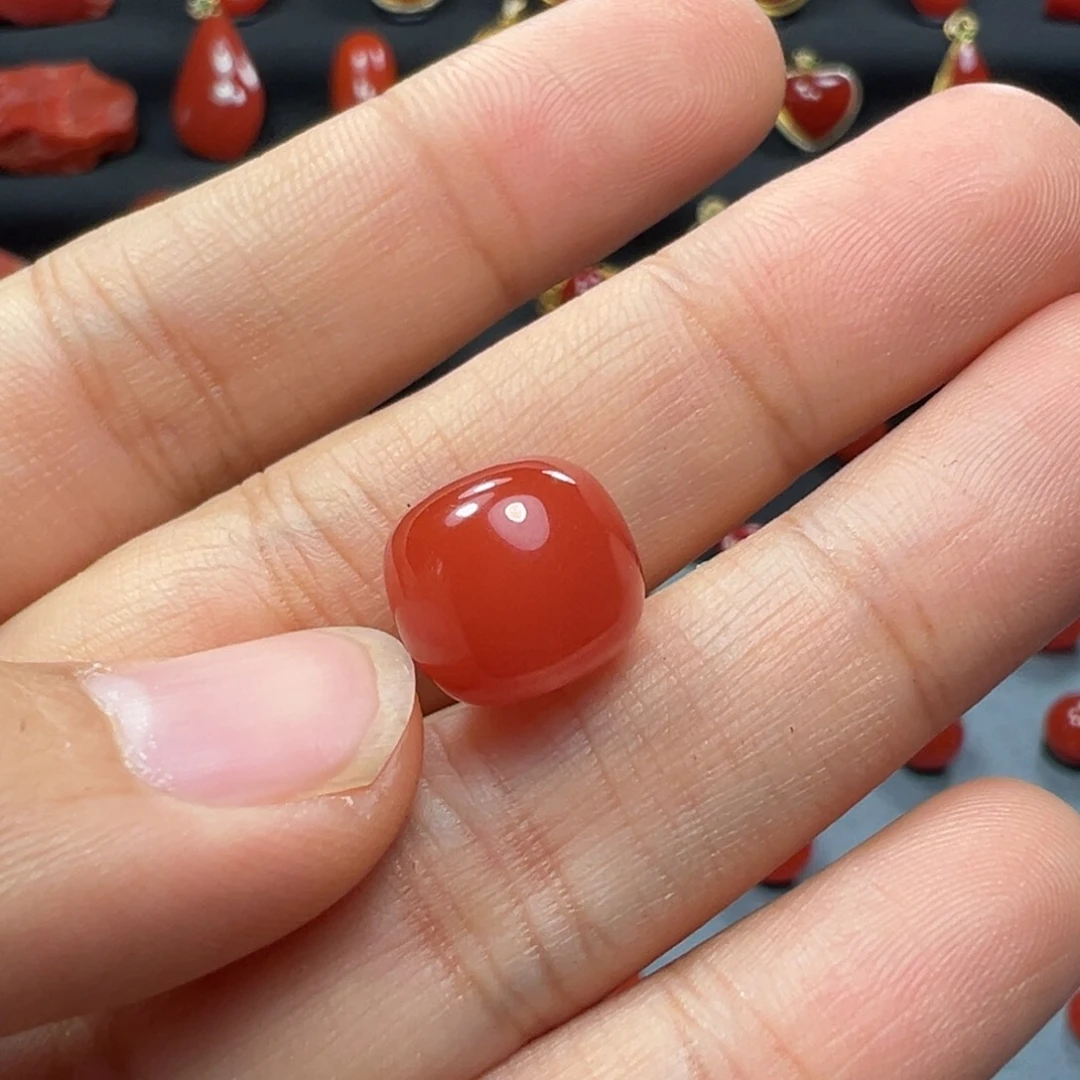 南红玛瑙珠子未镶嵌