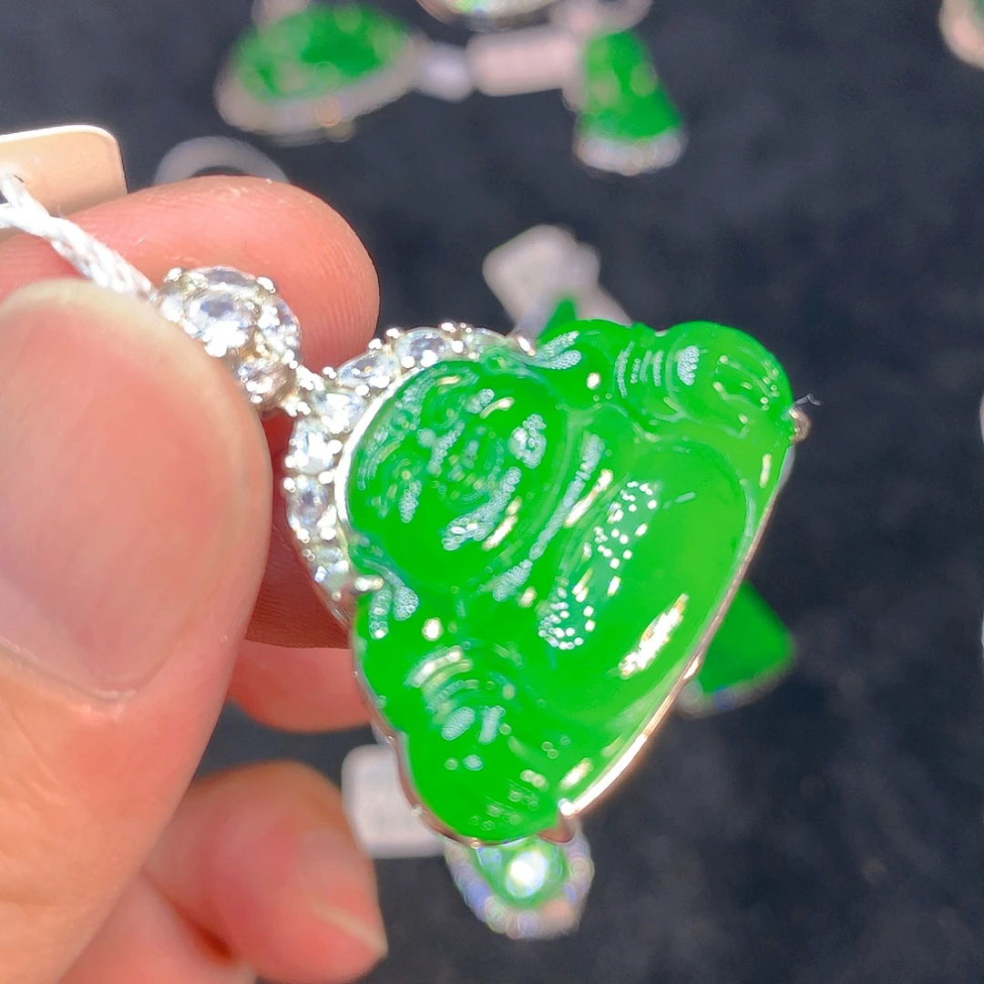 颈饰银S925镶嵌翡翠