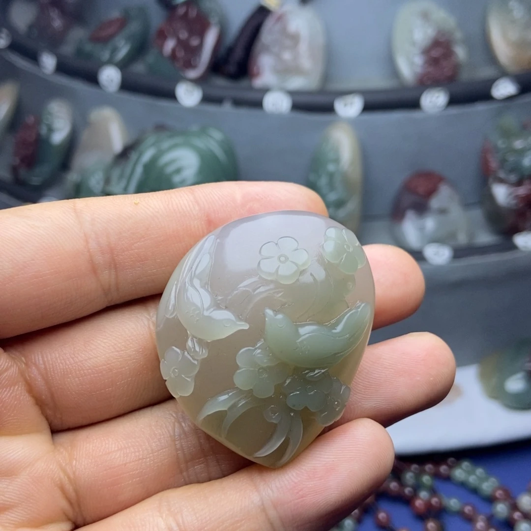 玛瑙/玉髓未镶嵌颈饰