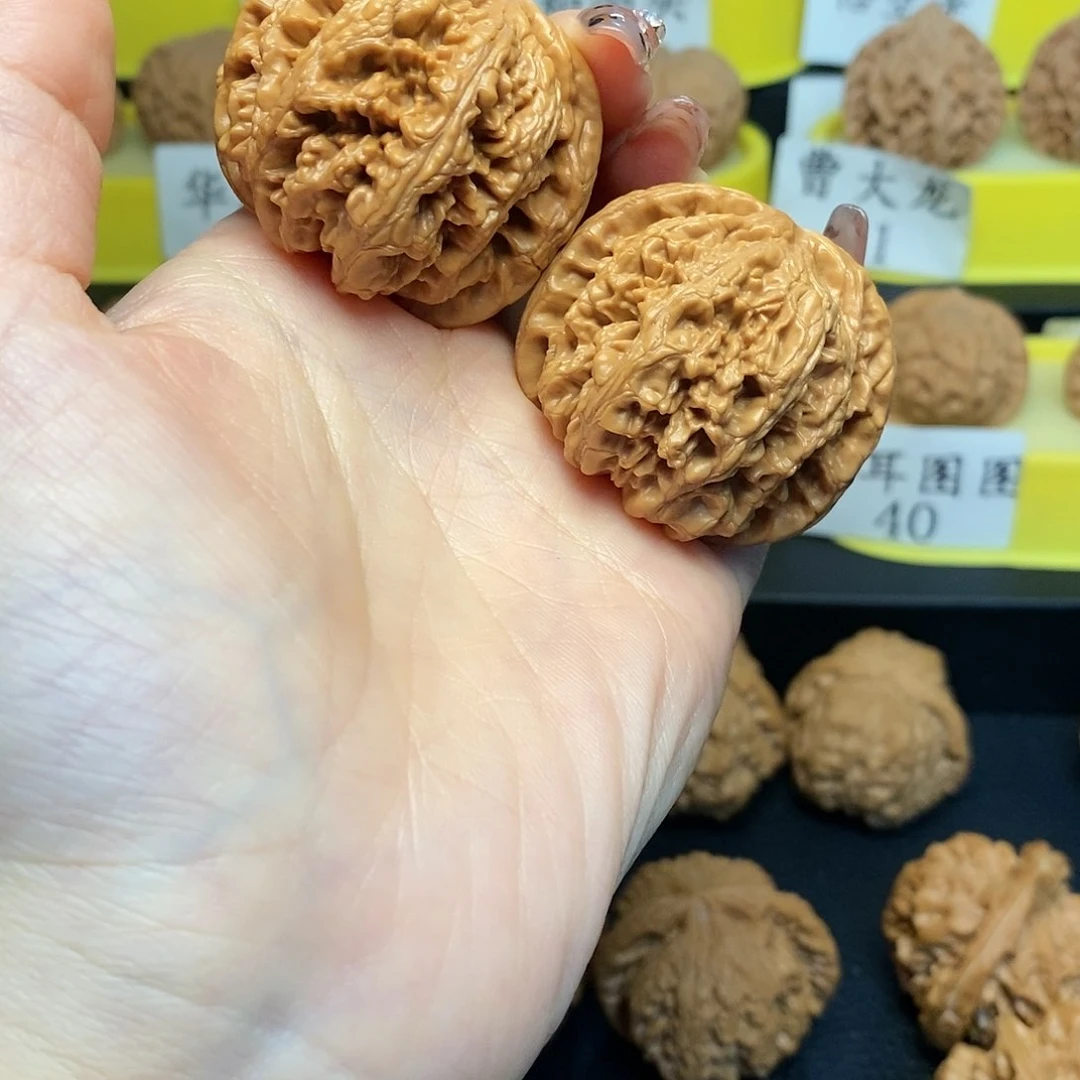 文玩核桃把件慕*?粗筋