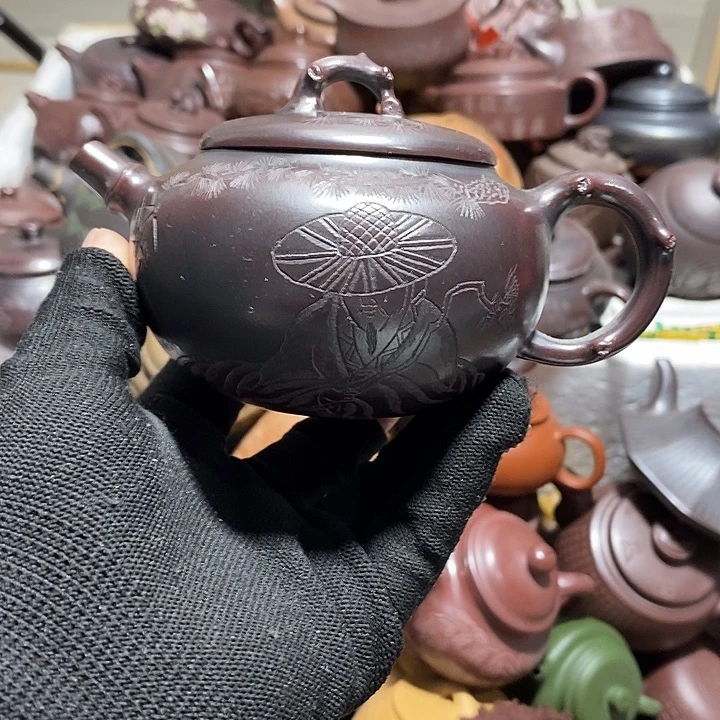 紫砂茶壶微瑕微笑