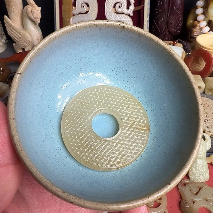 瓷片艺***?陶瓷摆件与陶瓷摆设