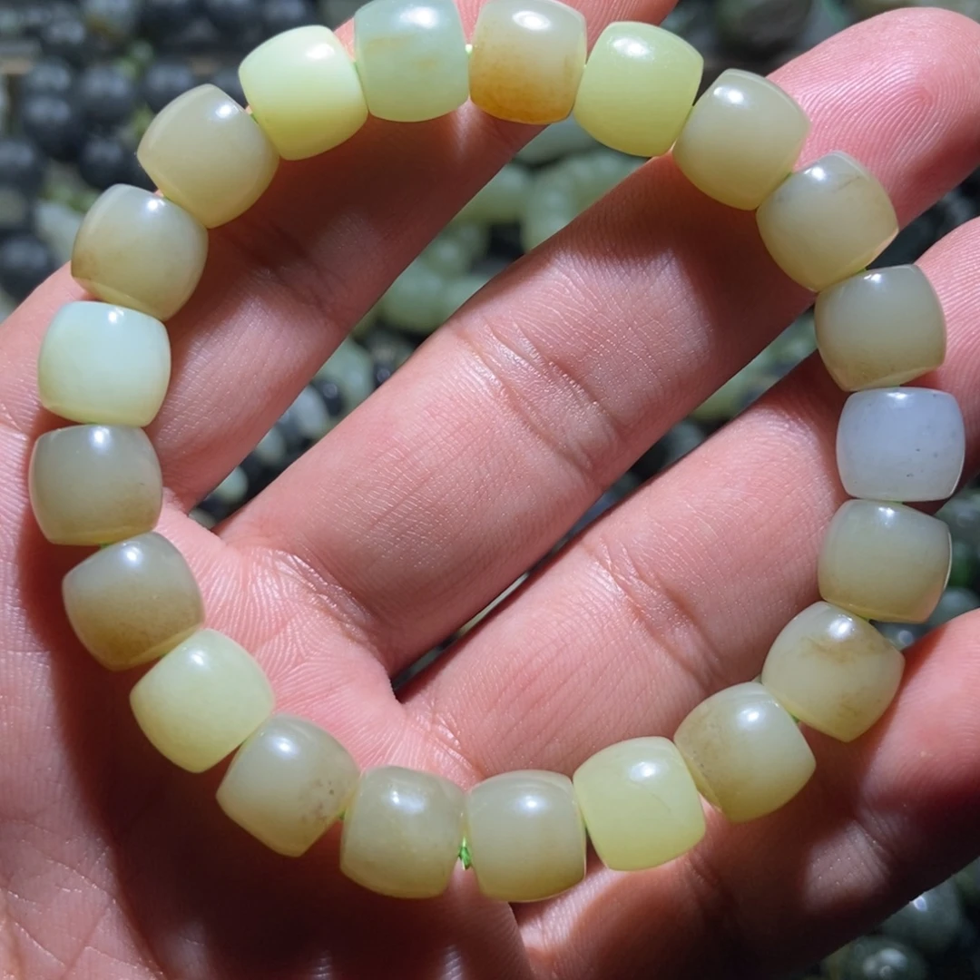 和田玉（糖玉）未镶嵌手链