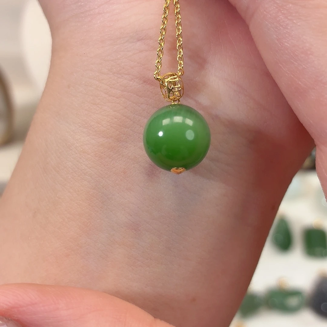 和田玉（碧玉）18K金镶嵌颈饰