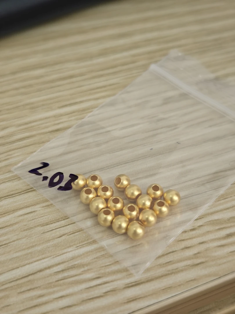 足金999 小金珠一些