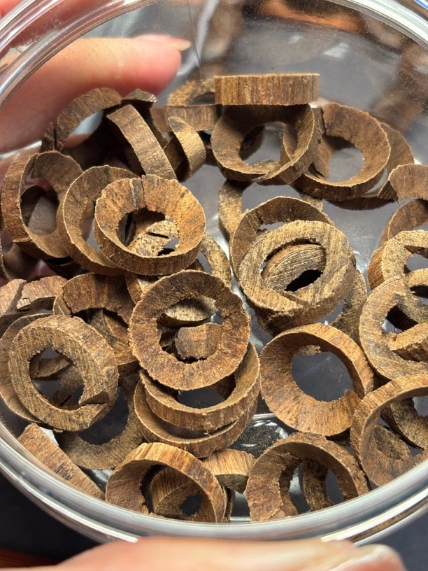 【小诗沉香】文莱九分沉甜甜圈熏香料1g装