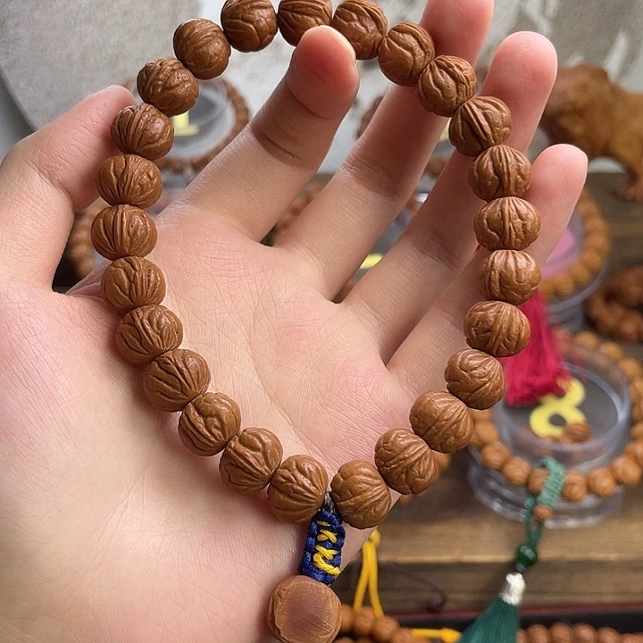 文玩核桃吊坠花**?13野生玉龙脊补八颗籽