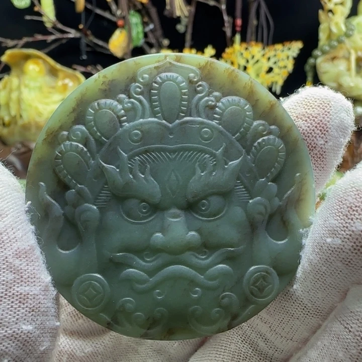 颈饰未镶嵌岫岩老玉（透闪石质玉）