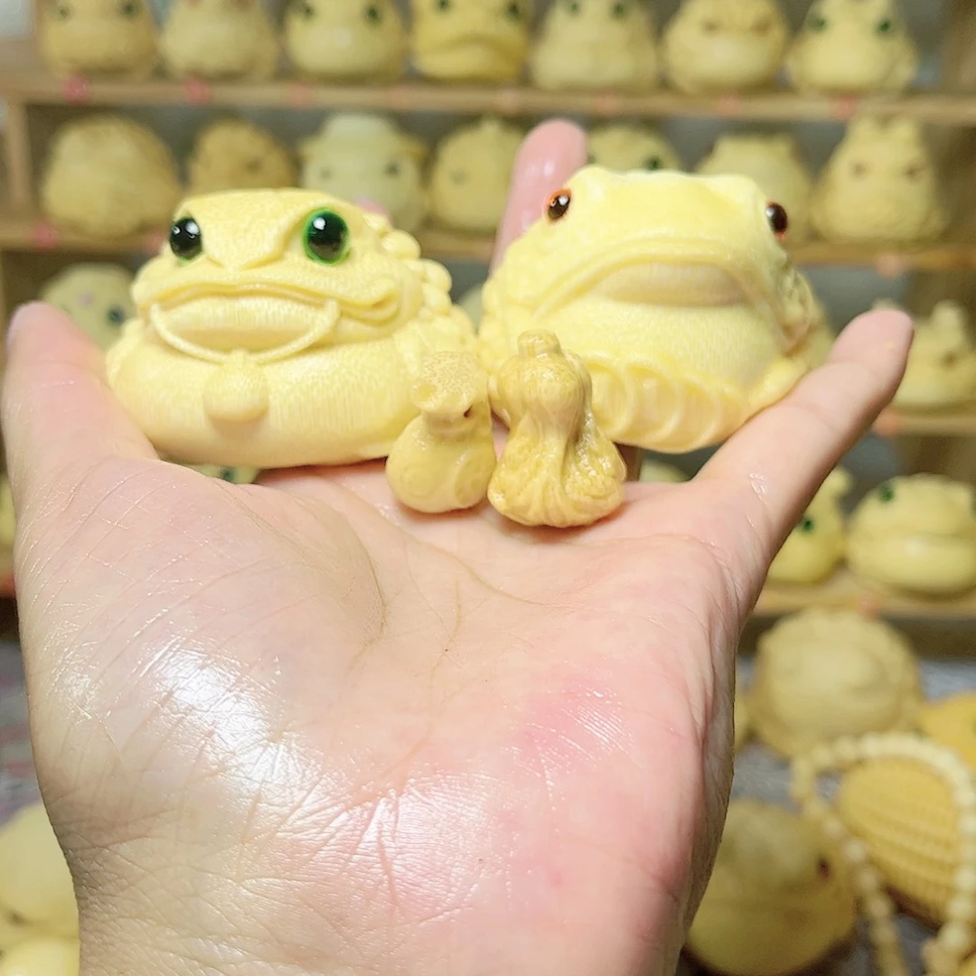 竹东****儿鹰嘴金蟾，腰缠万贯带油带配饰