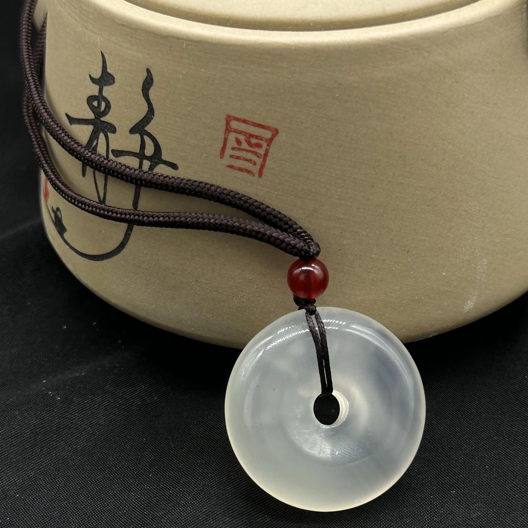 天然玉髓扣子吊坠