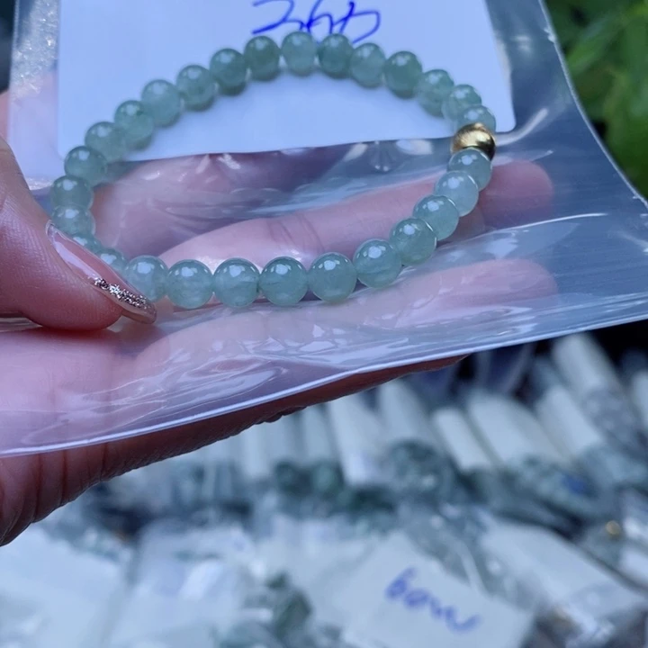 定制翡翠未镶嵌珠串