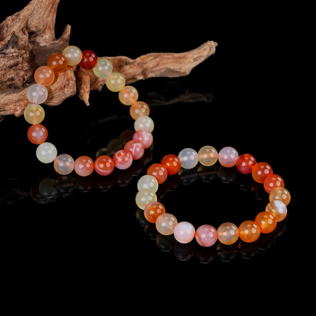 SC-348 天然盐源玛瑙手串10mm 多样性发其一