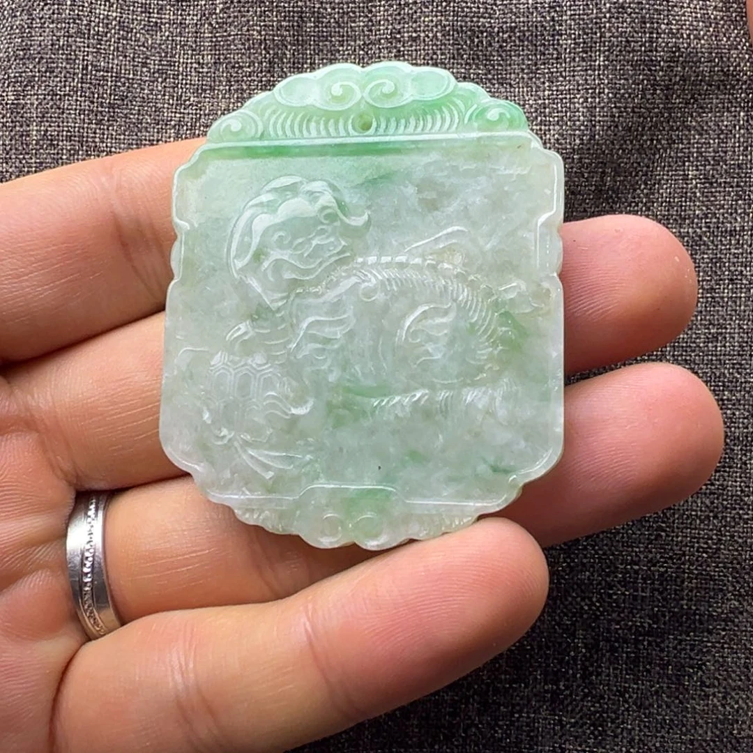 翡翠未镶嵌颈饰666666