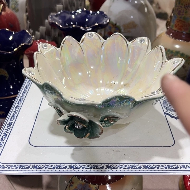 瓷片瑕。。。。。。。。。。。。。，