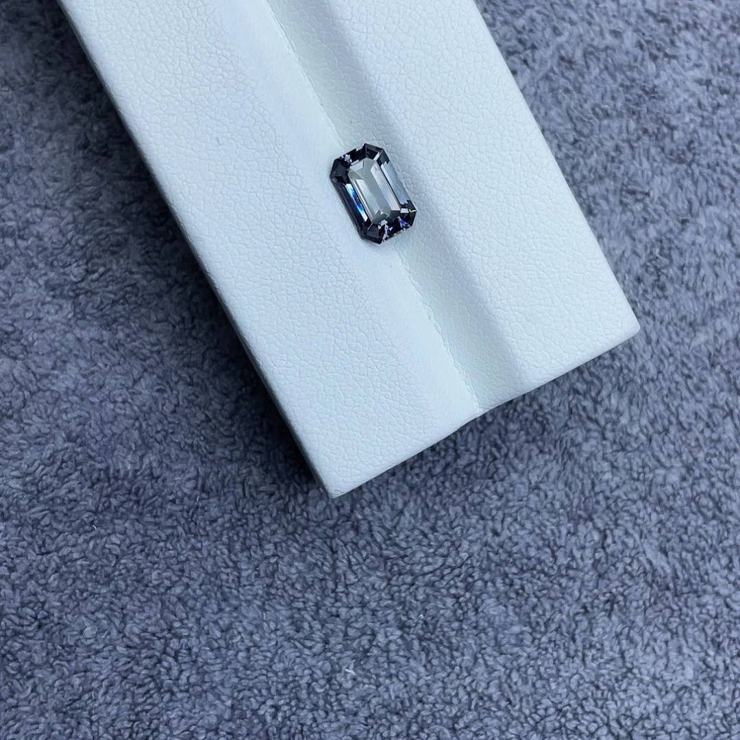 尖晶石裸石1.55Ct