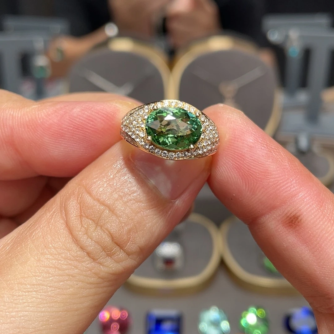 碧玺戒指18K金镶嵌3.26ct