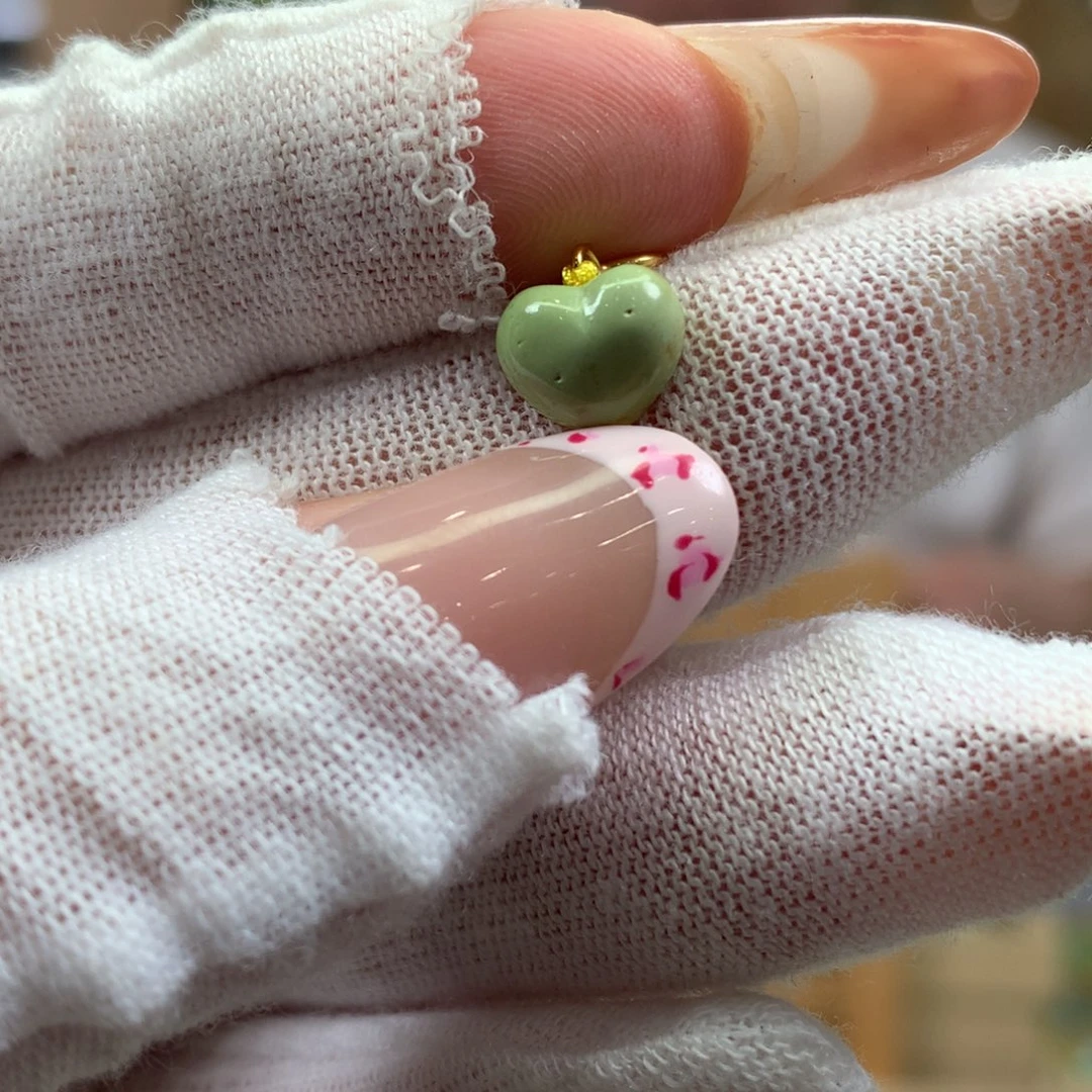 绿松石未镶嵌挂件