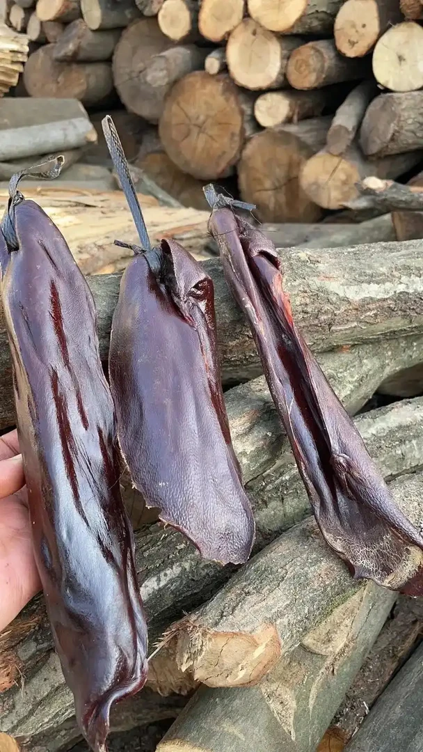 （直播现称现选）正宗柴火烟熏腊猪肝