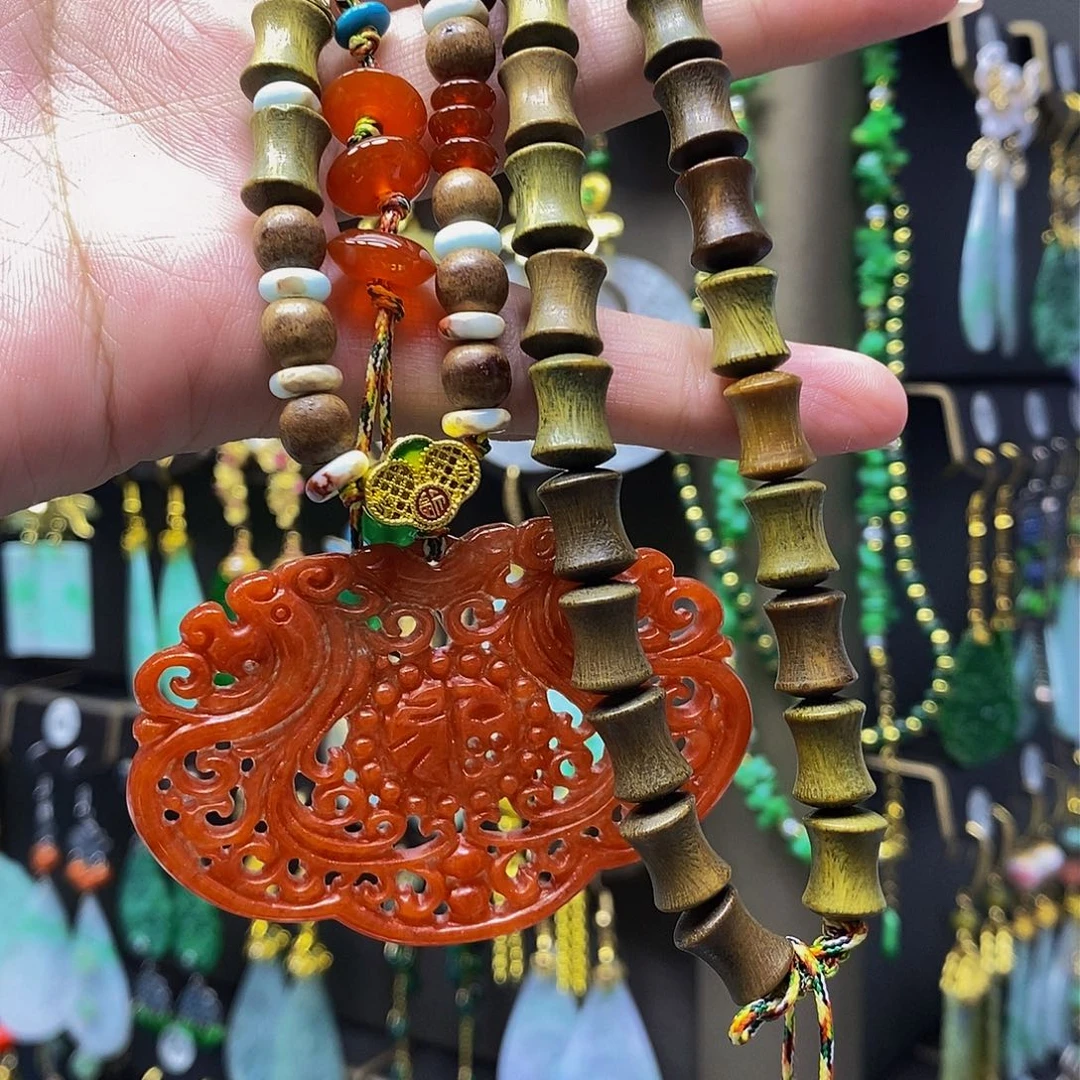 未镶嵌翡翠耳饰翡翠