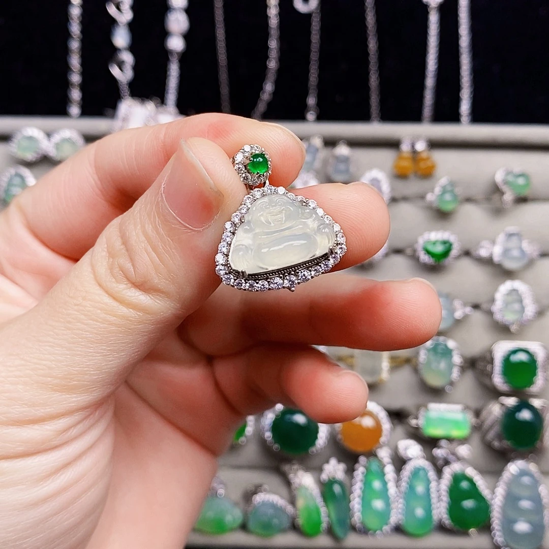 翡翠银S925镶嵌颈饰佛公