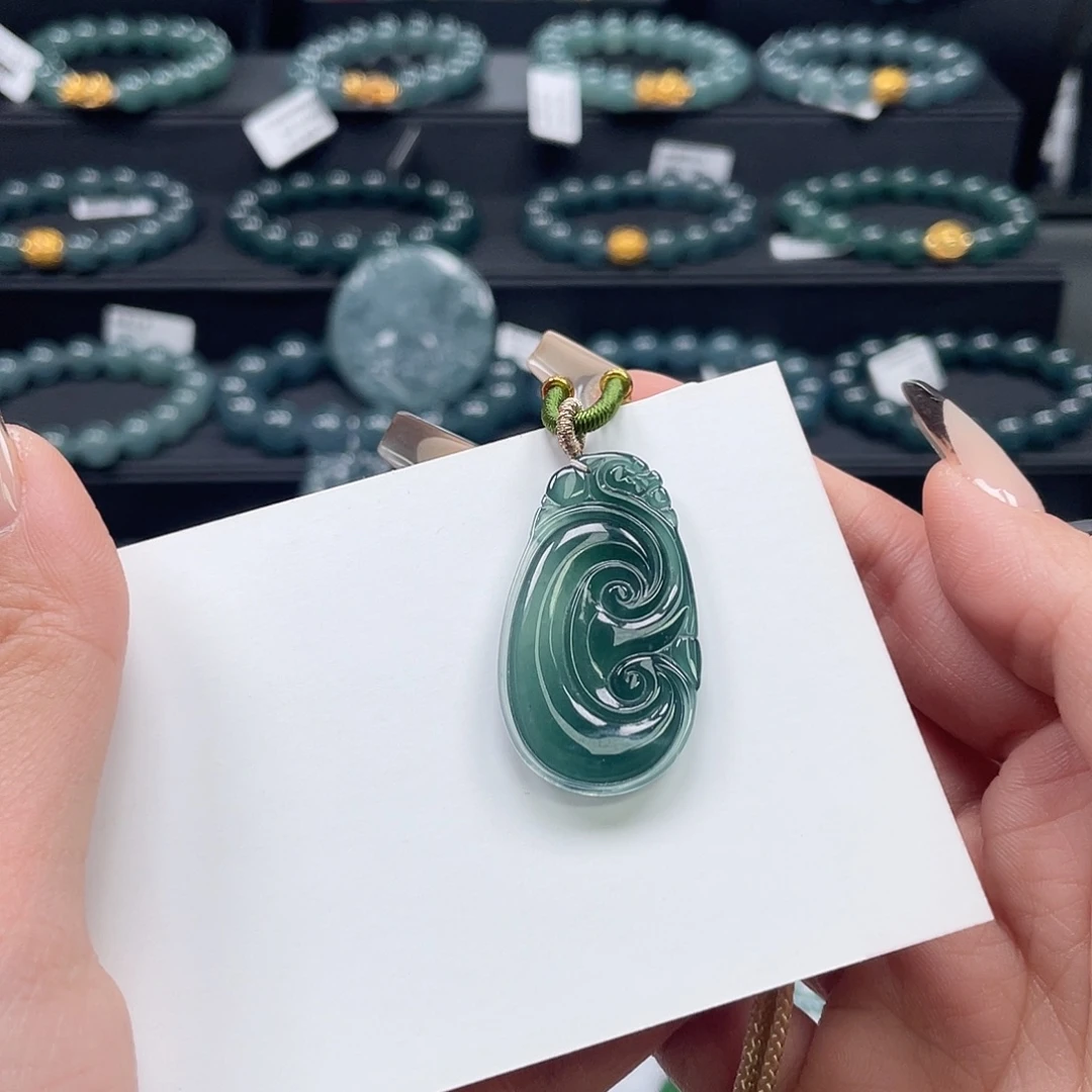 翡翠未镶嵌吊坠(不含链)