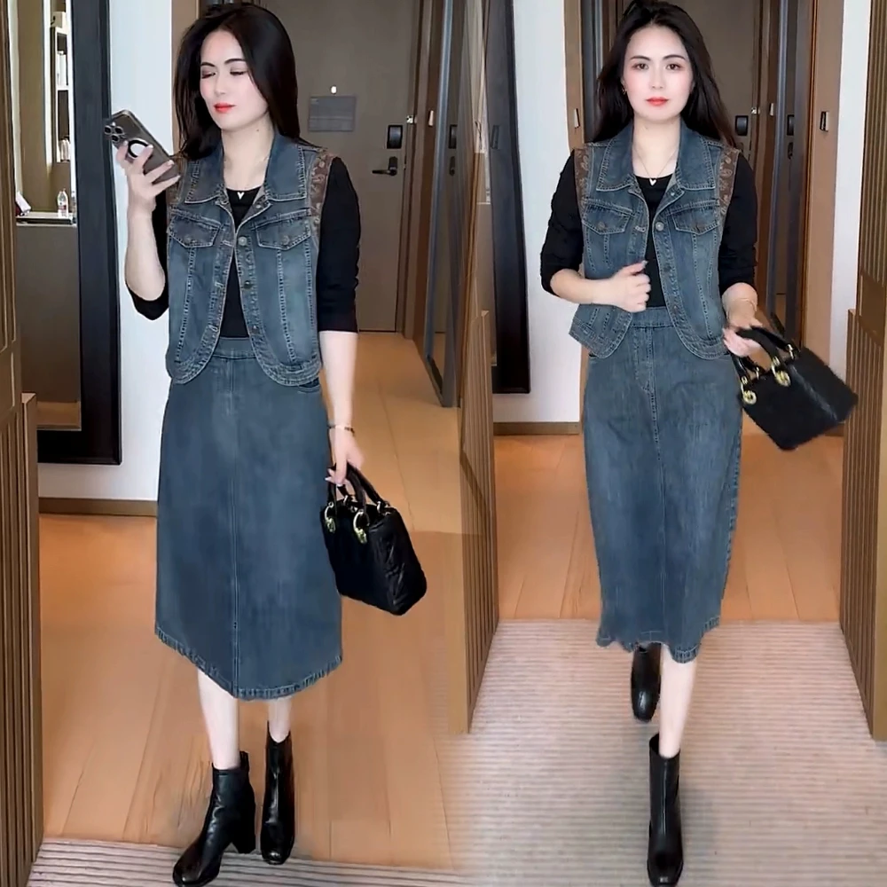 气质牛仔套装女2025秋冬新款洋气显瘦假两件连衣裙牛仔马甲两件套